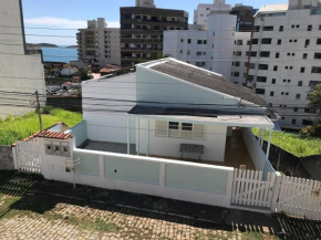 Casa no Centro Arejada e com Vista Mar